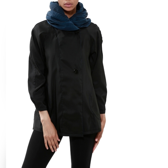 Mycra Pac - Donatella (Mini) reversible rain jacket - Read for sizing - Picture 5 of 13